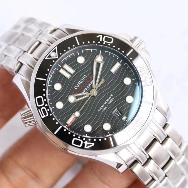 Design 42mm men's watch mechanical automatic stainless steel sapphire glassl