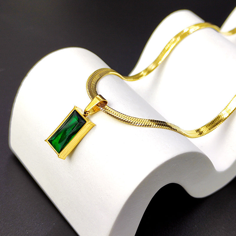 Blade Chain Advanced Sense Of Light Luxury Emerald Zircon Pendant - Chilazexpress Ltd