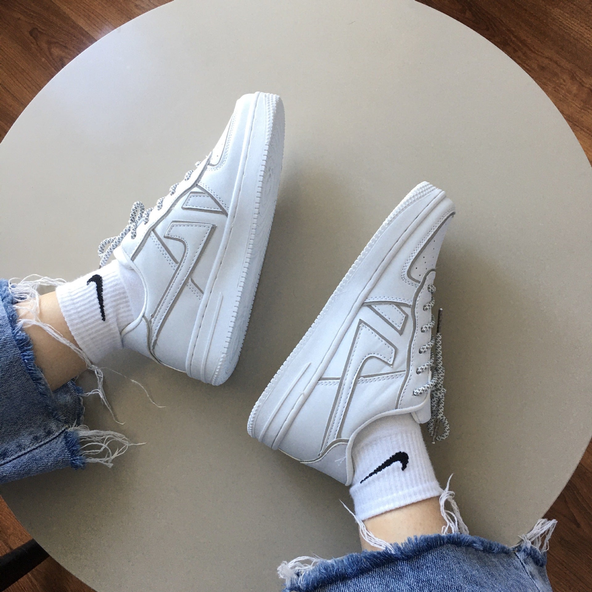 Reflective White Shoes For Men And Women Sneaker - Chilazexpress Ltd