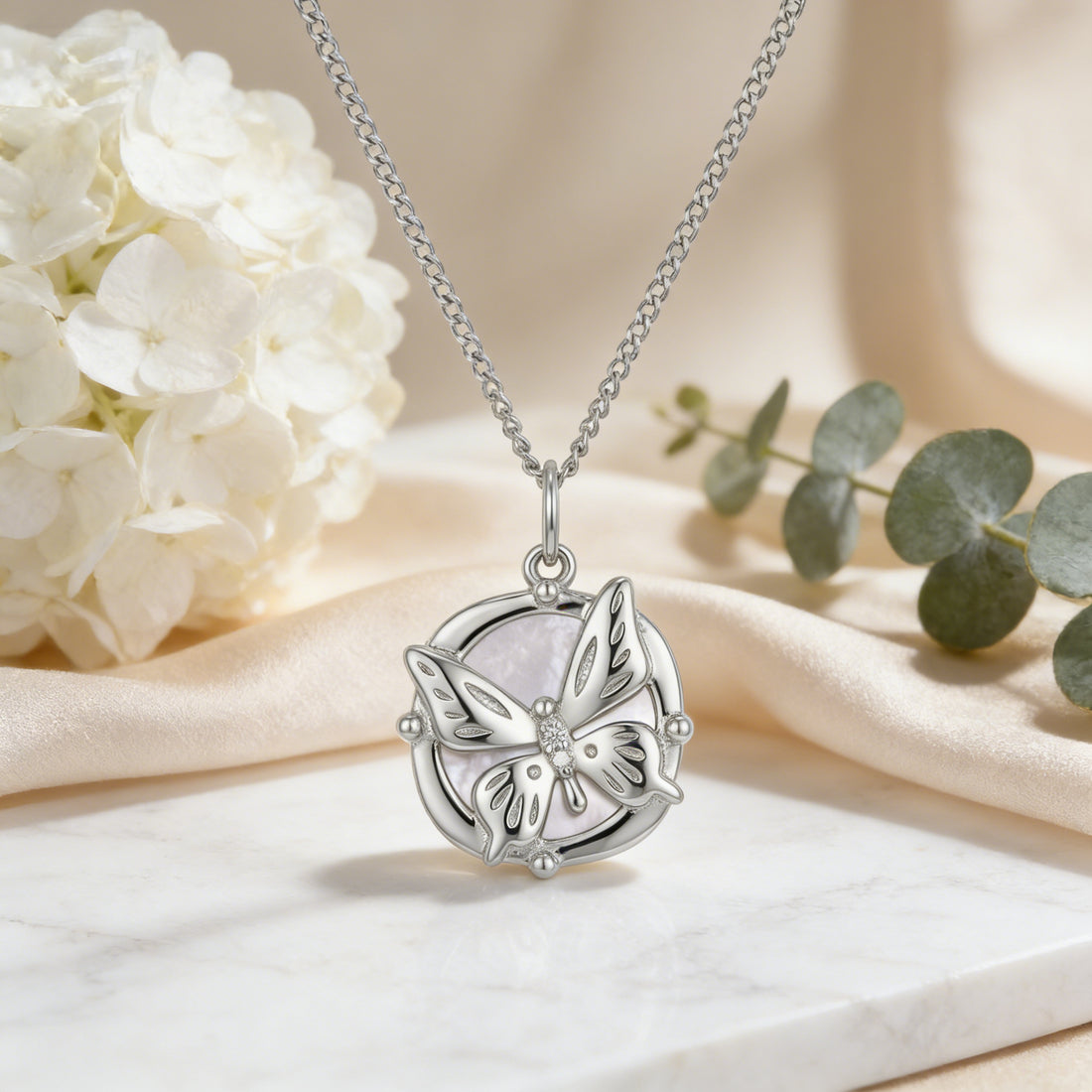 925 Sterling Silver Elegant Sterling Silver Butterfly Pendant Necklace in a Circular Frame