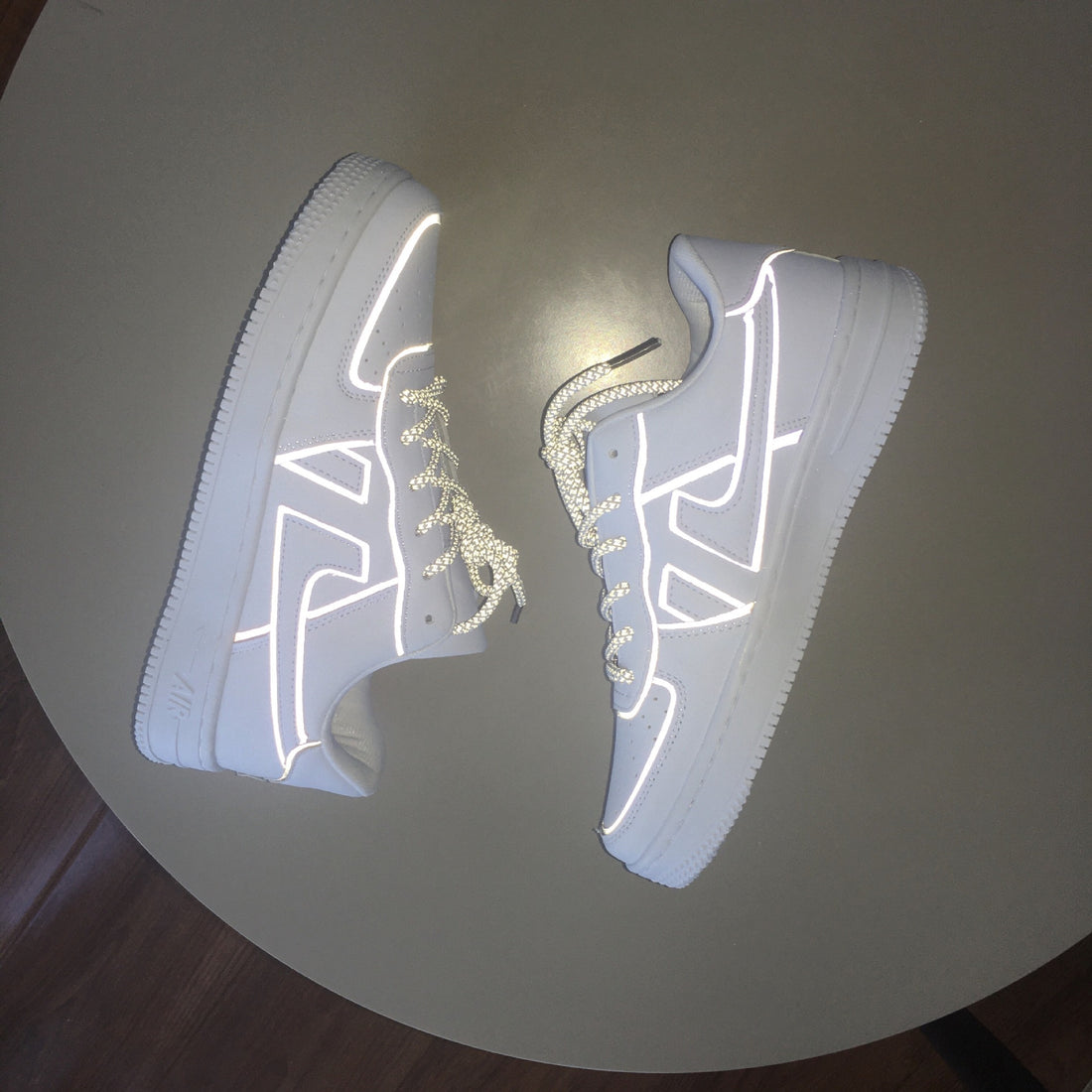 Reflective White Shoes For Men And Women Sneaker - Chilazexpress Ltd