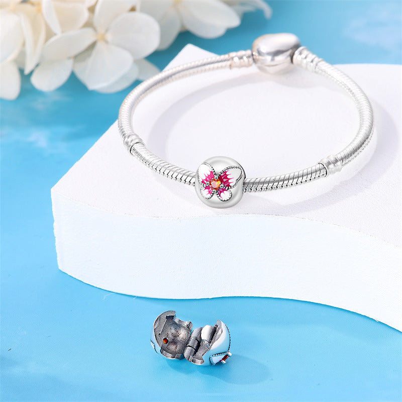 Versatile Bracelet with Secure Clasp