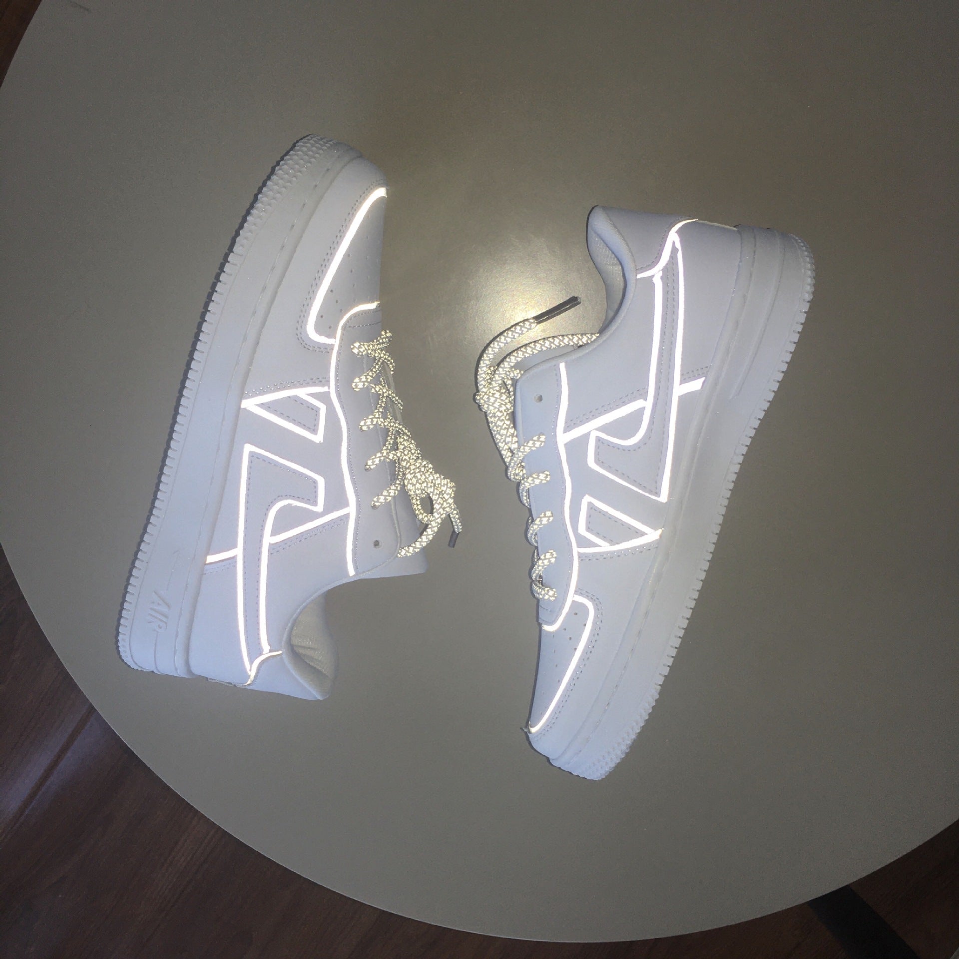 Reflective White Shoes For Men And Women Sneaker - Chilazexpress Ltd