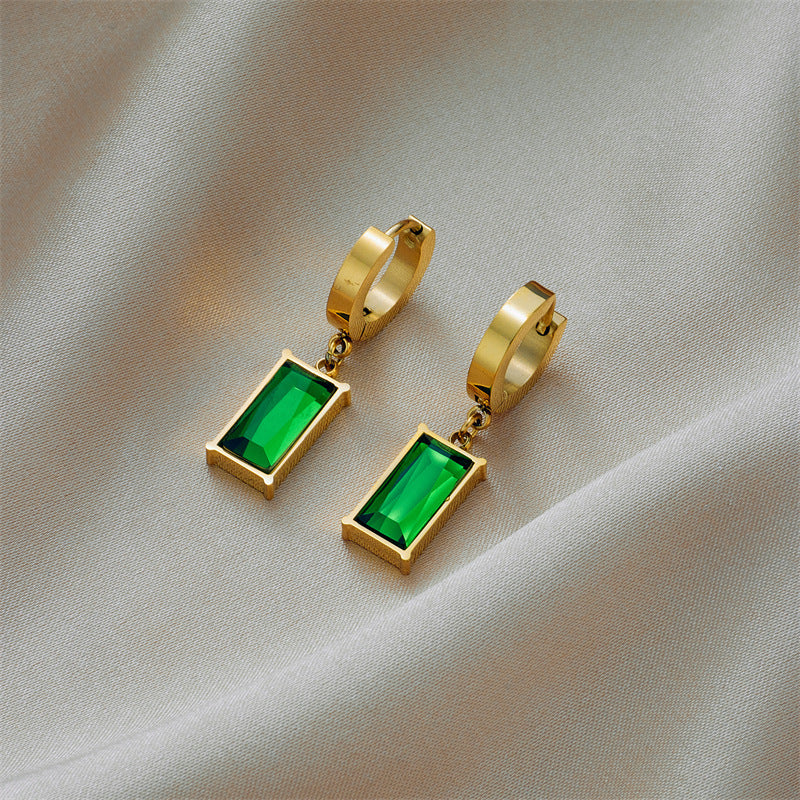 Blade Chain Advanced Sense Of Light Luxury Emerald Zircon Pendant - Chilazexpress Ltd