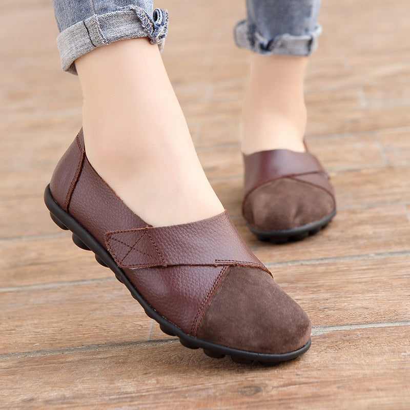 2022 Woman's Flat Soft Genuine Leather Shoes